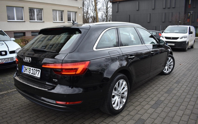 Audi A4 cena 63900 przebieg: 226000, rok produkcji 2016 z Janikowo małe 704